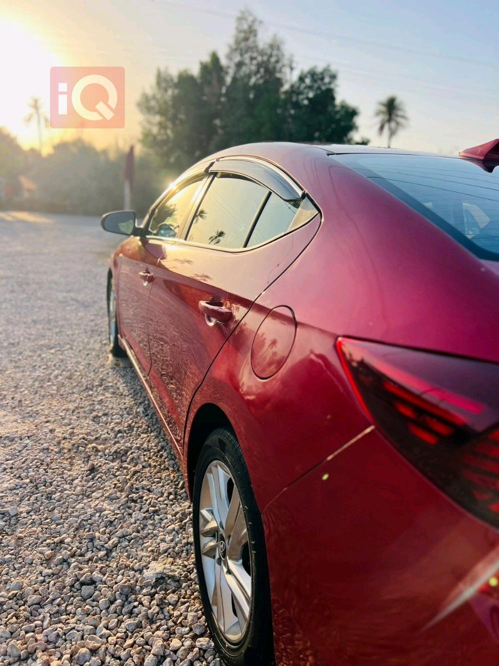 هيونداي النترا